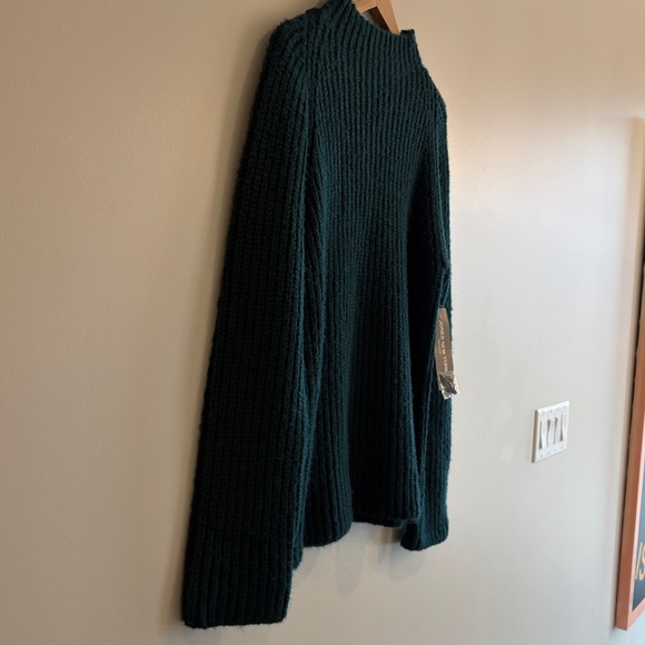 NWT JONES NEW YORK CREW NECK SWEATER IN FOREST GREEN. Size Large. Warm! - Picture 2 of 10